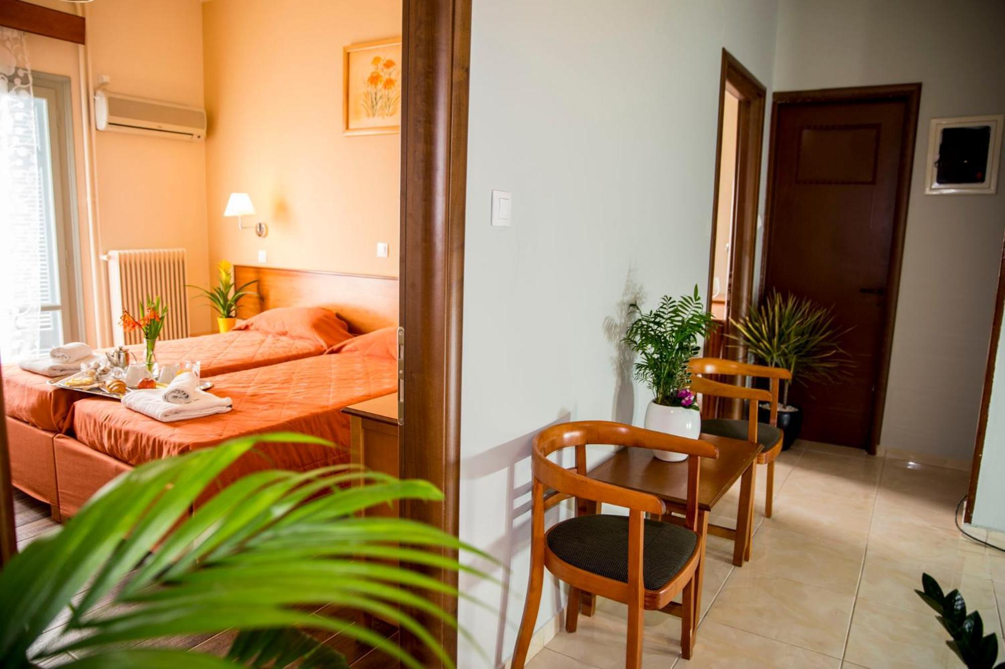 Togias Hotel Aegina Esterno foto